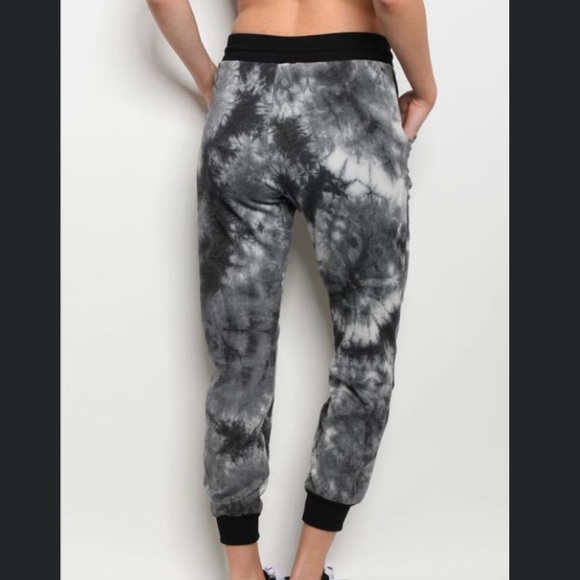 Joggers - Picture 2 of 2